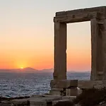 Arco Naxos Luxury Naxos City