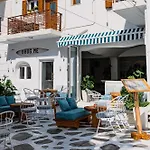 Arco Naxos Luxury Apartmanhotel 4*