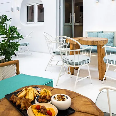 Arco Naxos Luxury Lägenhetshotell 4*