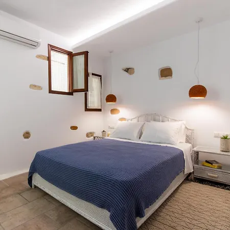 Lägenhetshotell Arco Naxos Luxury 4*