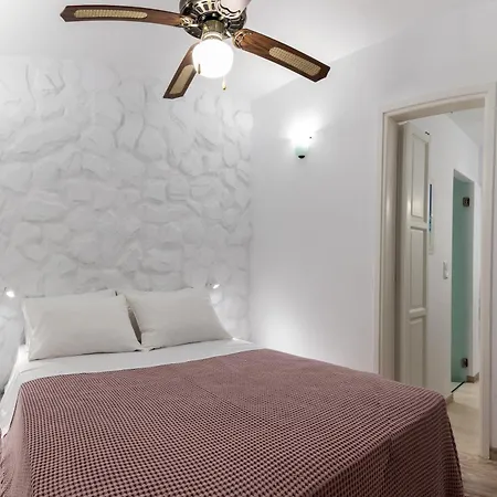 Lägenhetshotell Arco Naxos Luxury