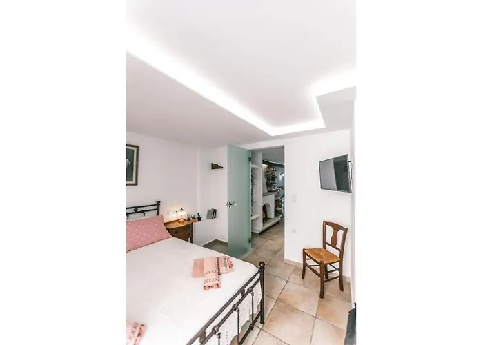 Arco Naxos Luxury 4* Naxos City