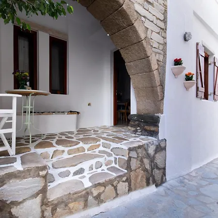 Aparthotel Arco Naxos Luxury
