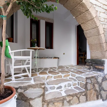 Aparthotel Arco Naxos Luxury 3*