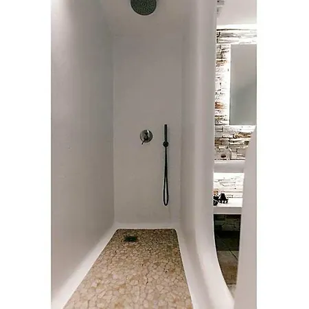 Hotel apartamentowy Arco Naxos Luxury