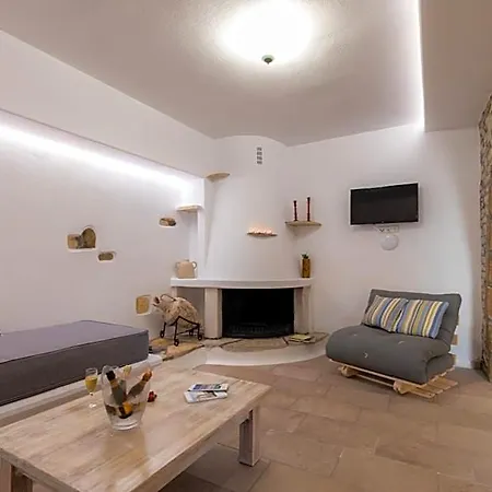 Aparthotel Arco Naxos Luxury 4*