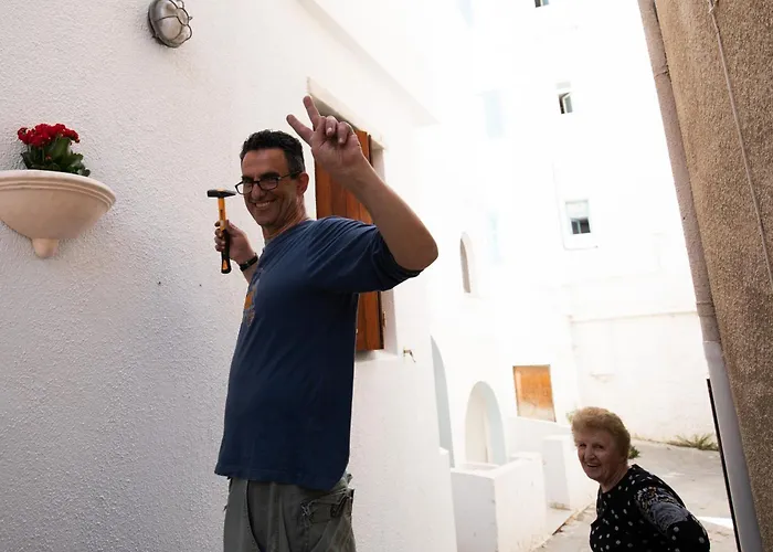 Ξενοδοχείο με διαμερίσματα Arco Naxos Luxury 4*